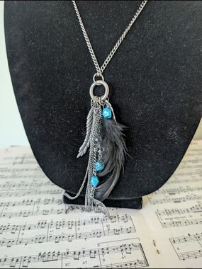 Boho Silver Feather & Turquoise Charm Necklace - Women Jewelry